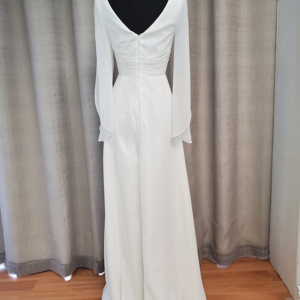 Wedding Gown - Picture 2 of 2